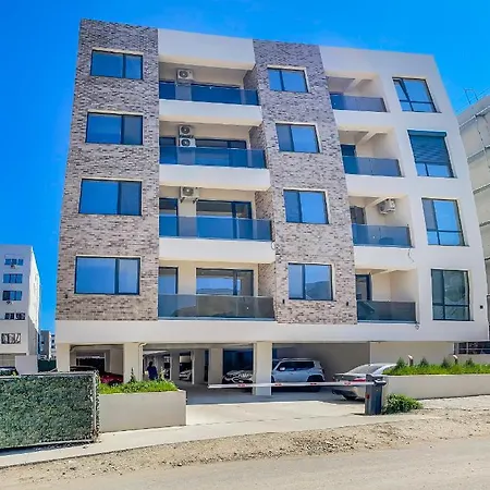 Edy Apartment