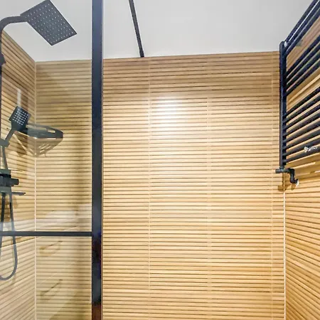 Edy Apartment Constanta